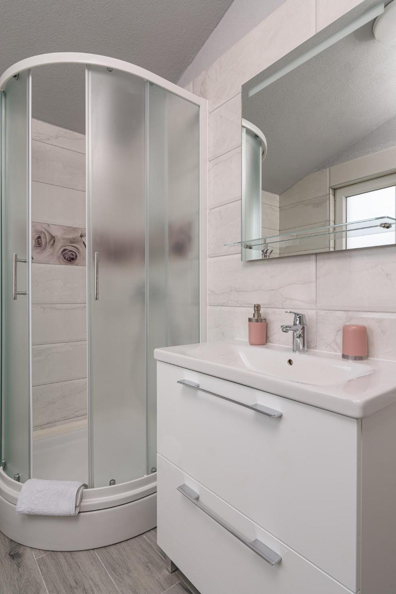Rooms Anna Trogir Luaran gambar